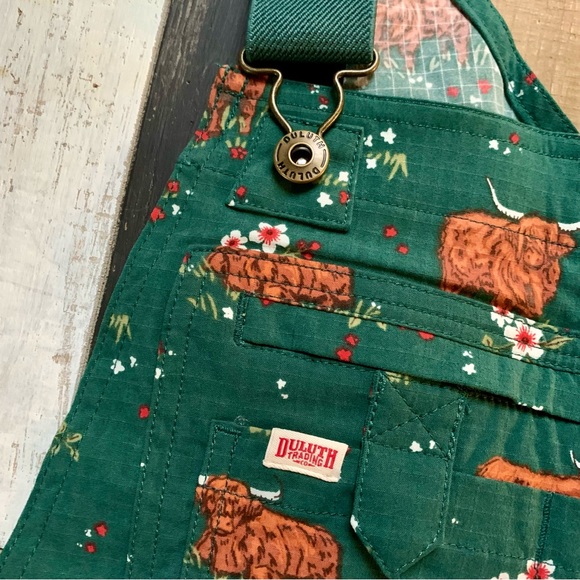 NWT Duluth Small Heirloom Gardening Bib Overalls Green Highland Cow Smallx33 - Picture 6 of 12